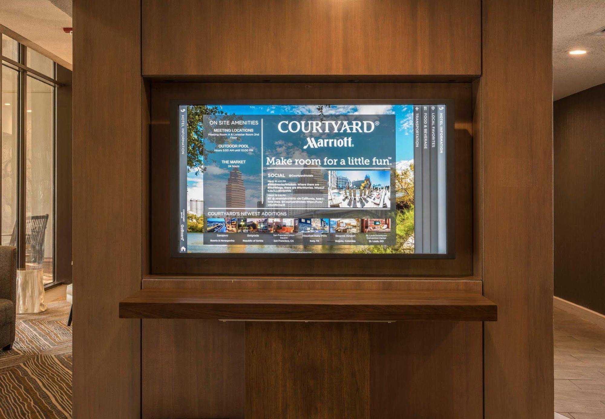 Hotel Courtyard By Marriott Atlanta Windy Hill/ballpark 3*