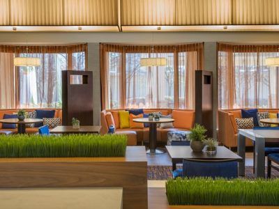 Courtyard By Marriott Atlanta Windy Hill/ballpark