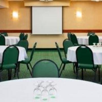 Hotel Courtyard By Marriott Atlanta Windy Hill/ballpark 3*
