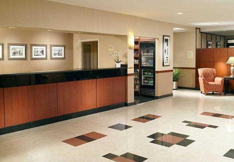 Hotel Courtyard By Marriott Atlanta Windy Hill/ballpark