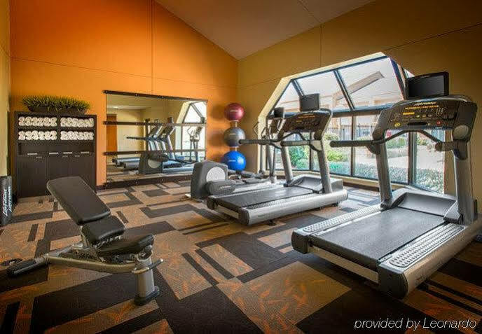 Courtyard By Marriott Atlanta Windy Hill/ballpark