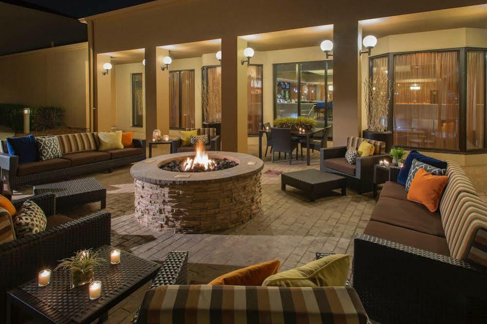 Courtyard By Marriott Atlanta Windy Hill/ballpark 3*
